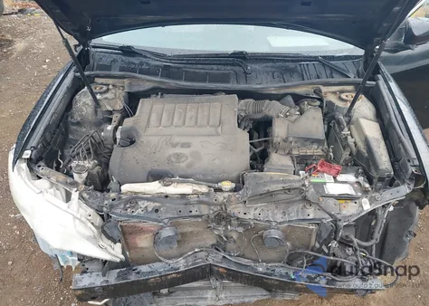 2013 Toyota Camry Xle V6 z USA, uszkodzony, nr VIN 4T1BK1FK5DU529536